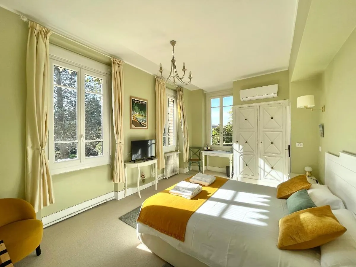 La Melanotte Bed and Breakfast Toulouse Bed & Breakfast
